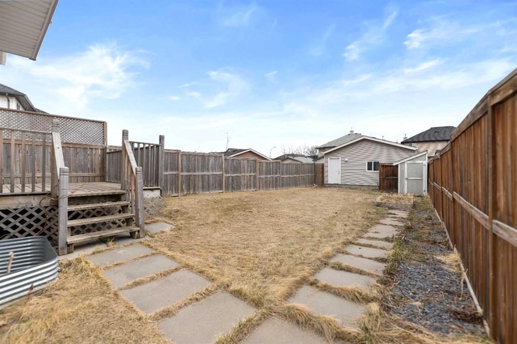 Additional image 3 of 116 Saddlebrook Common NE, Calgary, AB, T3J 5M4