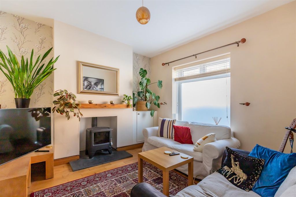 Additional image 2 of 2 bed terraced house for saleWyndham Crescent, Pontcanna, Cardiff CF11