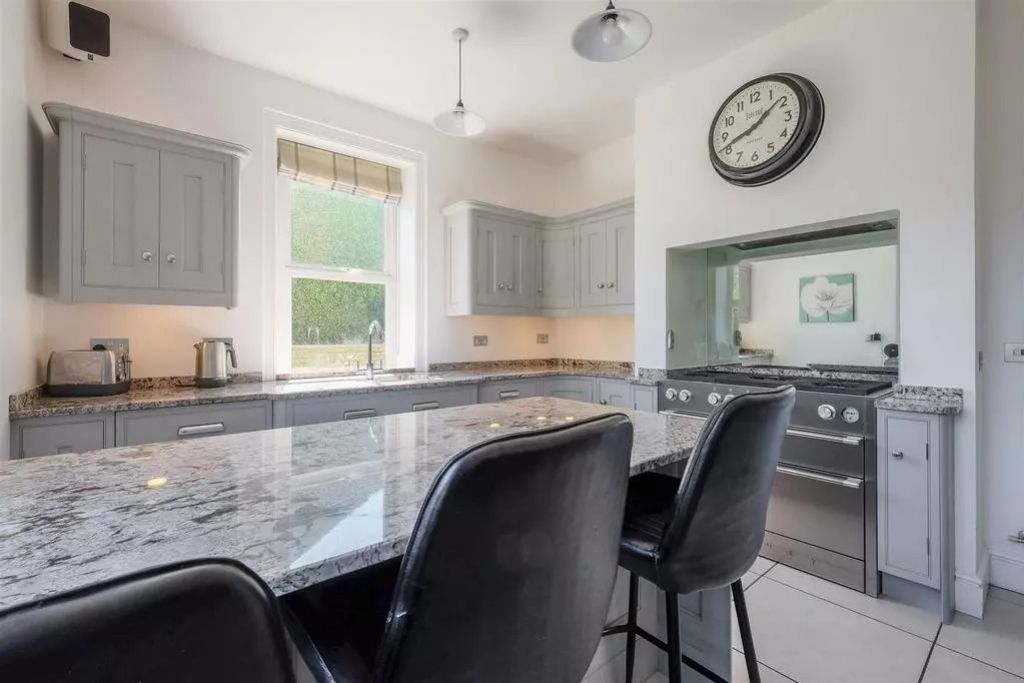 Additional image 7 of 4 bed detached house for saleThe Mount, Lightcliffe Road, Brighouse HD6