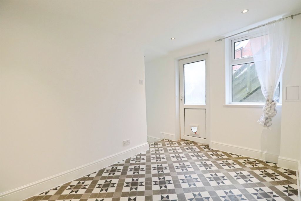 Additional image 7 of 5 bed semi-detached house for salePorthkerry Road, Barry CF62