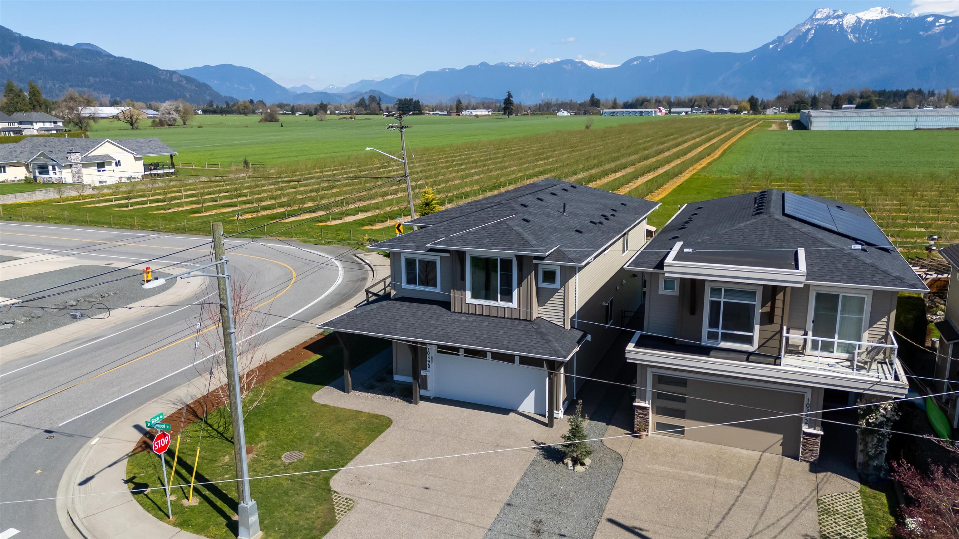 Additional image 2 of 10398 Wedgewood Drive, Chilliwack, BC, V2P 6B9