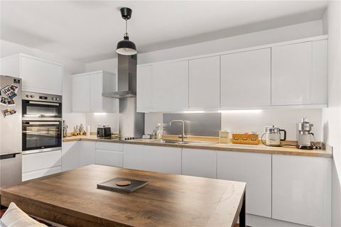 Emerson Way, Emersons Green, Bristol, Gloucestershire BS16