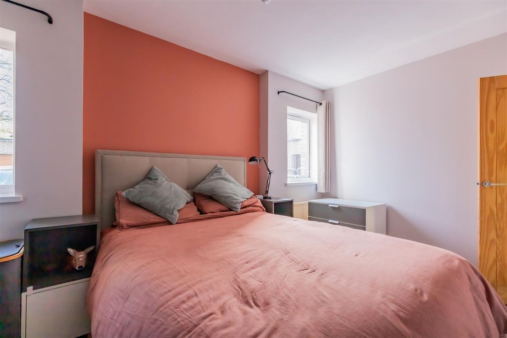 Additional image 11 of 2 bed flat for saleCowper Place, Roath, Cardiff CF24