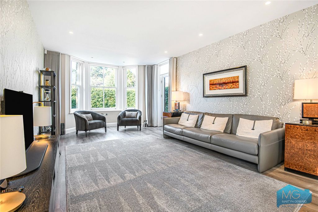 Additional image 9 of 2 bed flat for saleCamlet Way, Barnet EN4