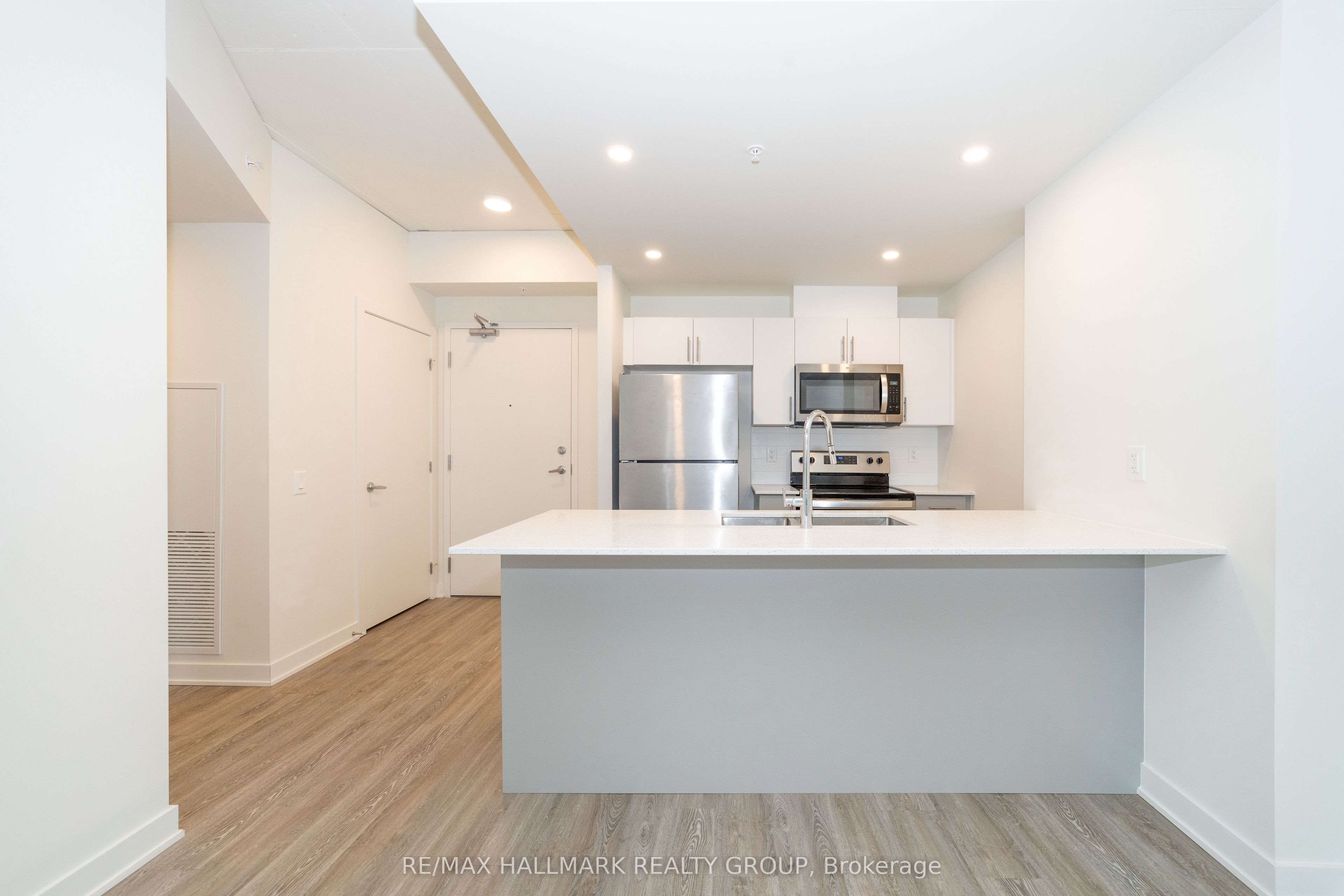 Additional image 3 of 705-353 Gardner Street, Ottawa, ON, K1L 7V8