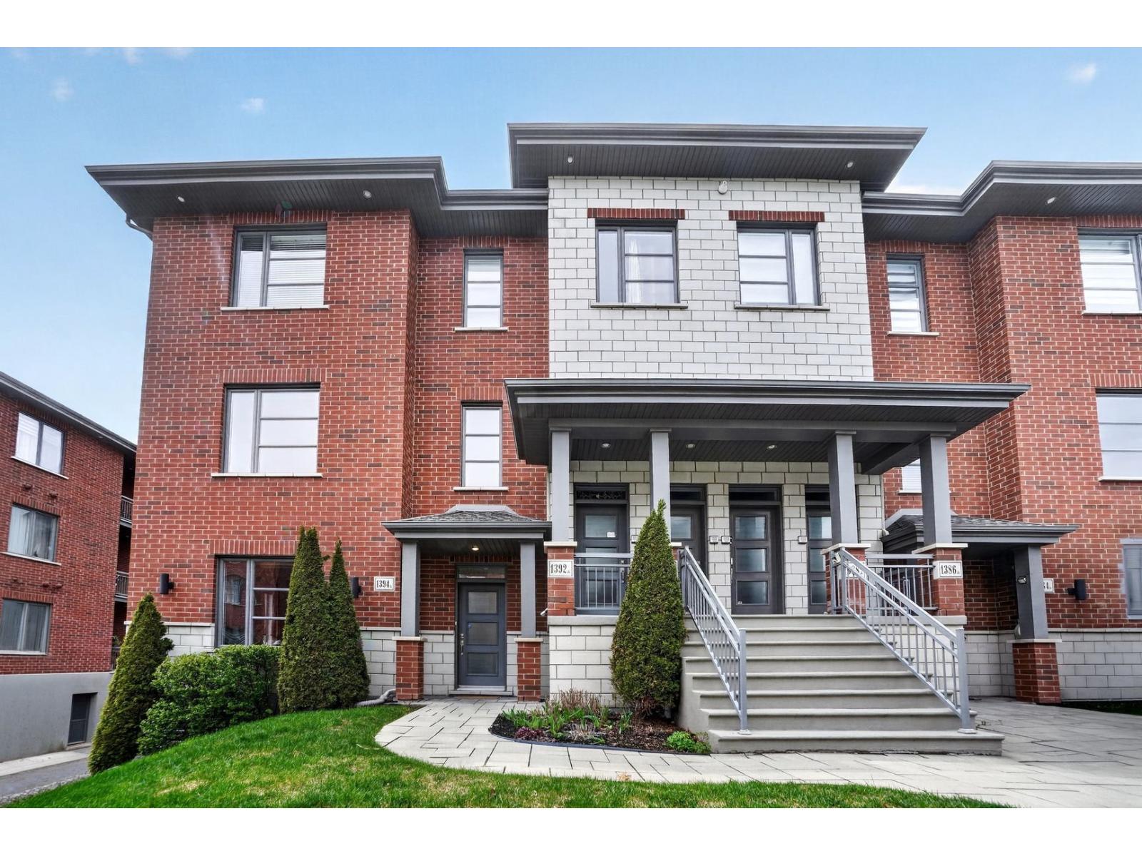 1394 Rue de Niverville