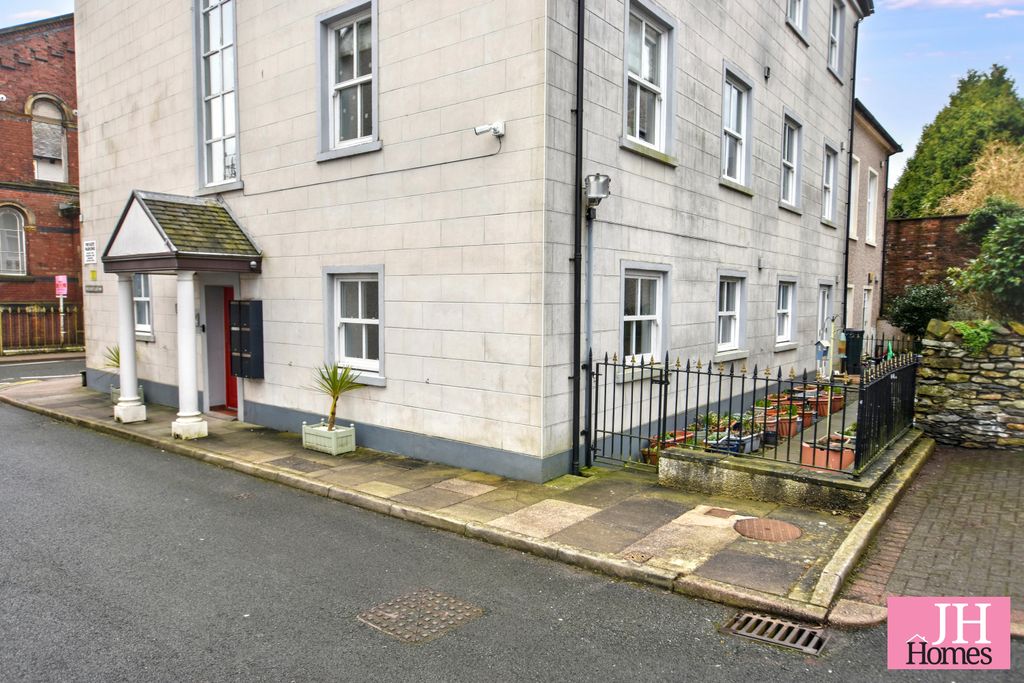Additional image 11 of 1 bed flat for saleFountain Street, Ulverston, Cumbria LA12
