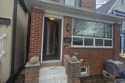 Additional image 7 of Main-251 Silverthorn Avenue, Toronto, ON, M6N 3K2