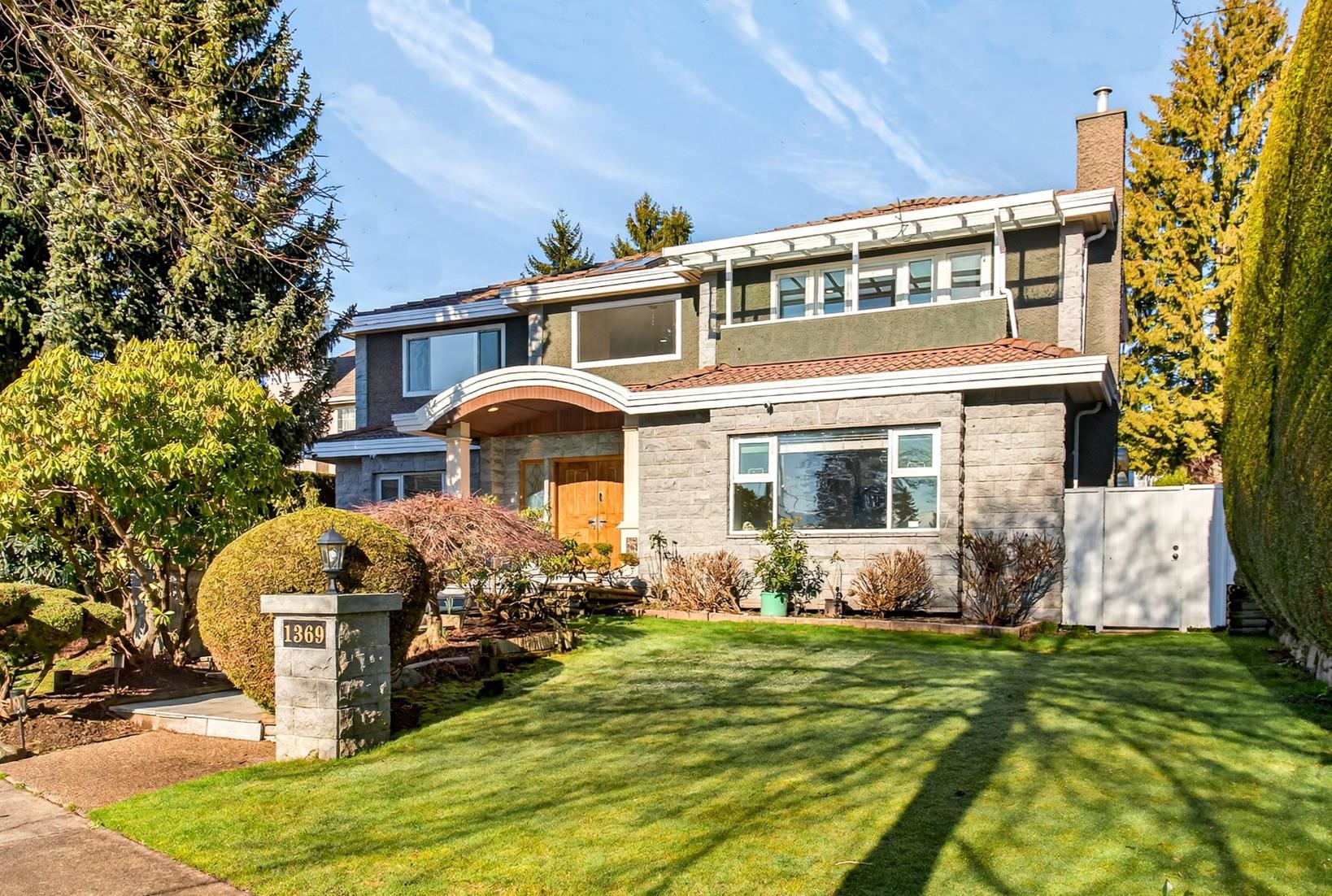 1369 55th Avenue W, Vancouver, BC, V6P 1R3