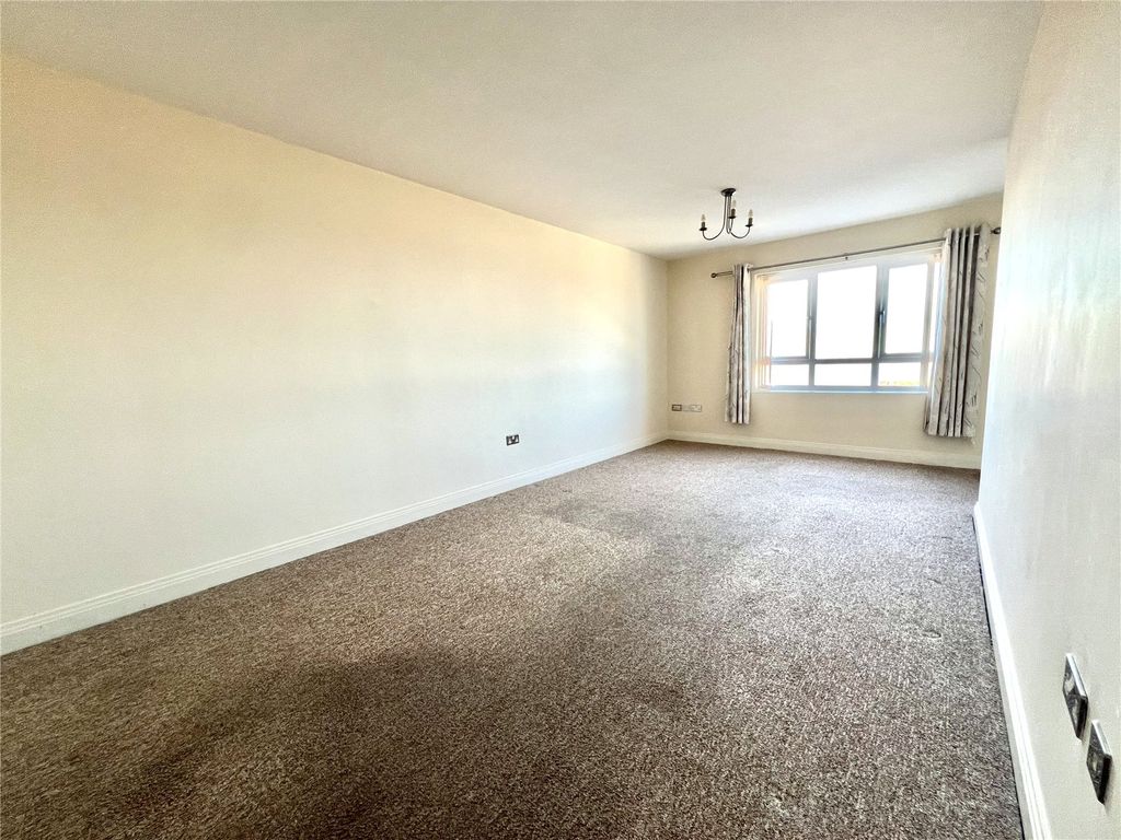 Additional image 5 of 2 bed flat for saleSandylands Promenade, Morecambe, Lancashire LA3