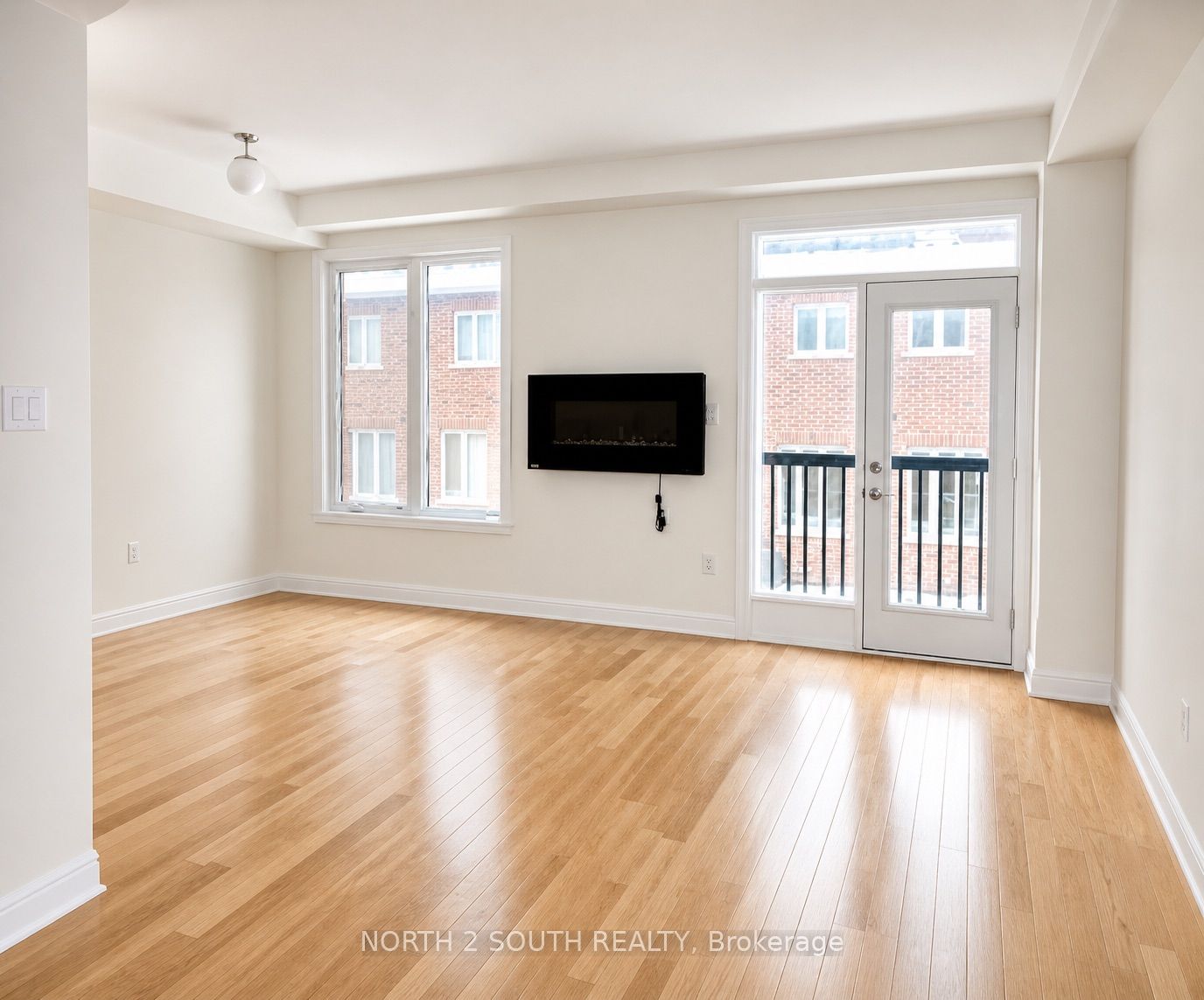 Additional image 3 of 15 Gower Drive, Aurora, ON, L4G 0V9