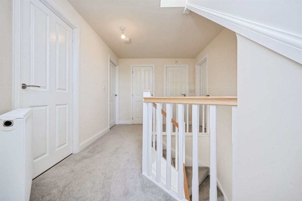 Additional image 8 of 5 bed detached house for saleBluebell Road, Wixams, Bedford MK42