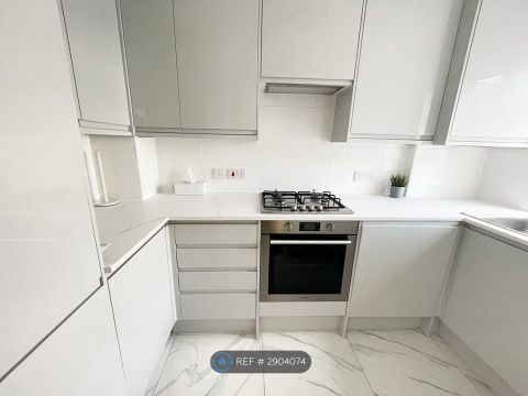 Pennington Way, London SE12