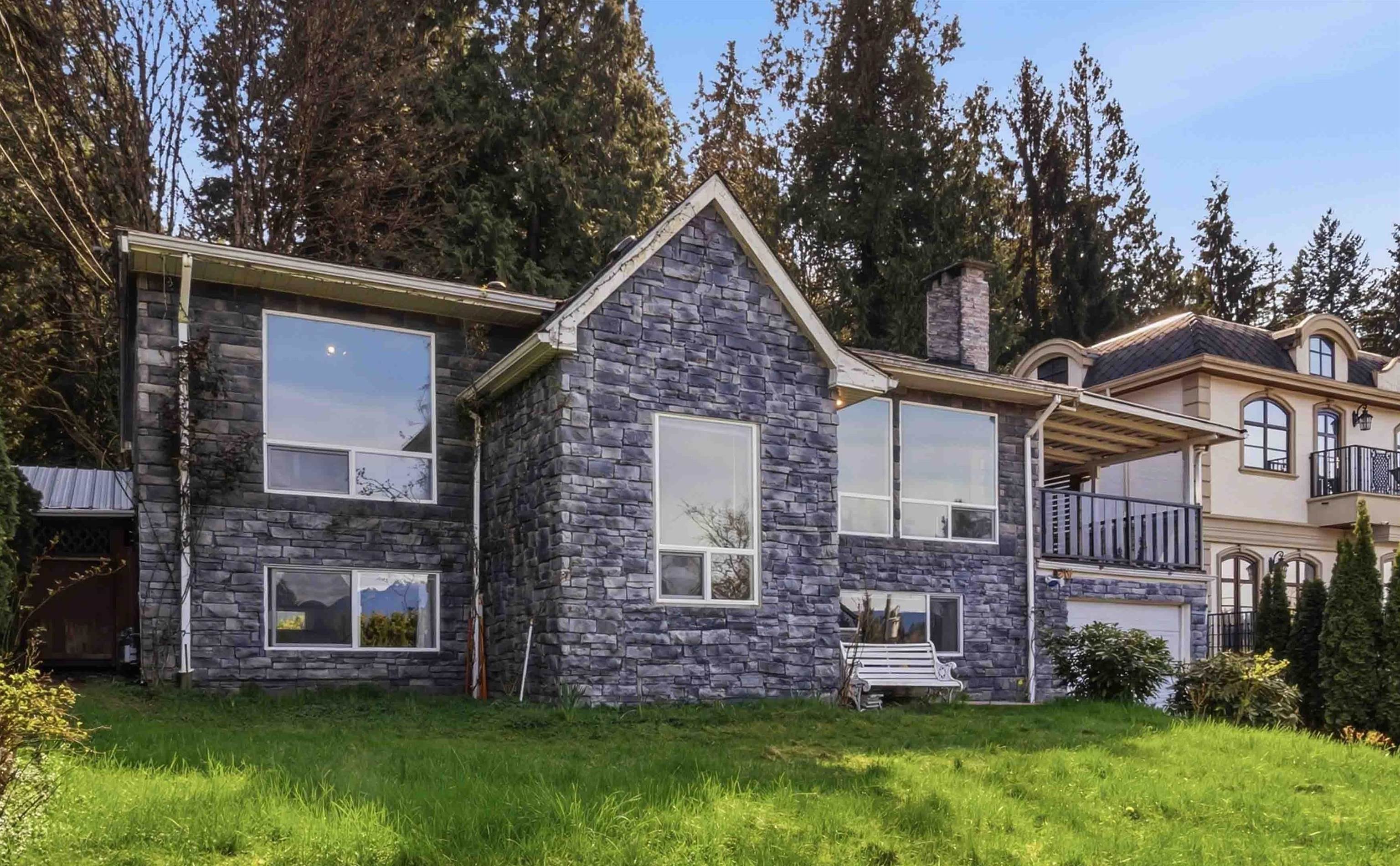 Additional image 2 of 2331 Henry Street, Port Moody, BC, V3H 2J4