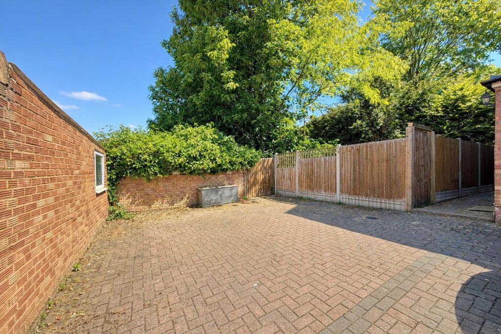 Additional image 11 of 2 bed maisonette for saleBurghstead Court, Billericay CM12