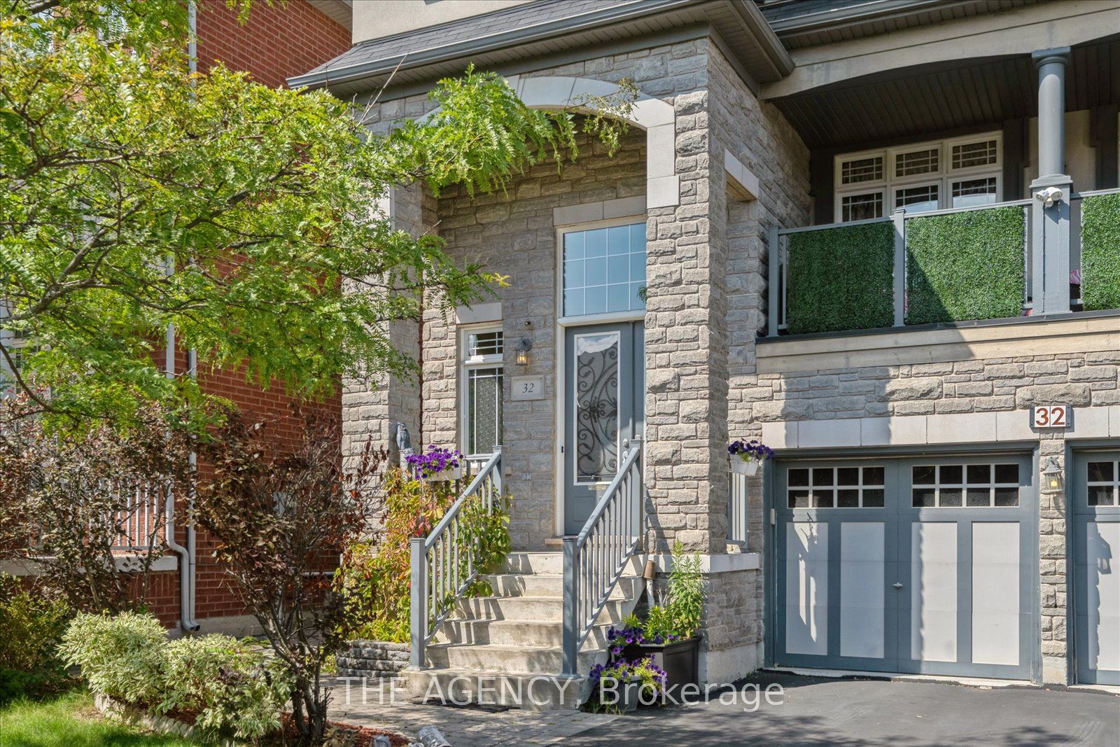 Additional image 2 of 32 Timna Crescent, Vaughan, ON, L6A 4L7