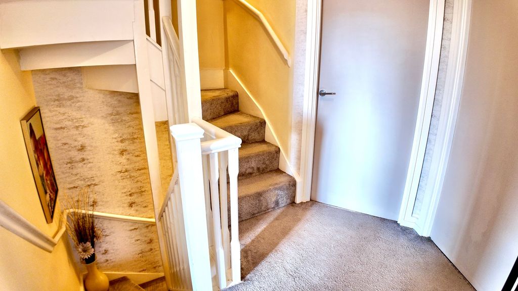 Additional image 20 of 4 bed semi-detached house for saleThe Railway Junction, Ystrad Mynach CF82
