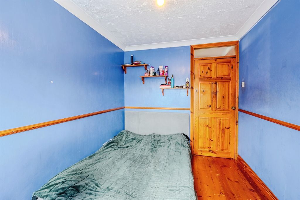 Additional image 19 of 6 bed detached house for salePlover Crescent, Caldicot NP26