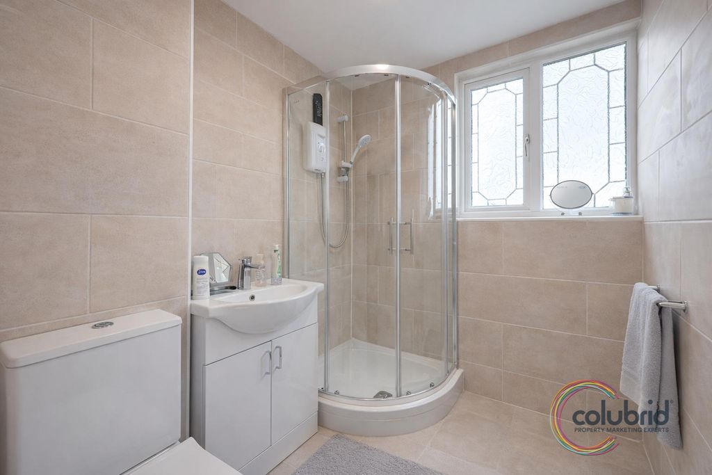Additional image 5 of 4 bed maisonette for saleSouthwark Path, Basildon SS14