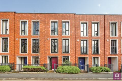 Barrow Street, Salford, Manchester City Centre M3