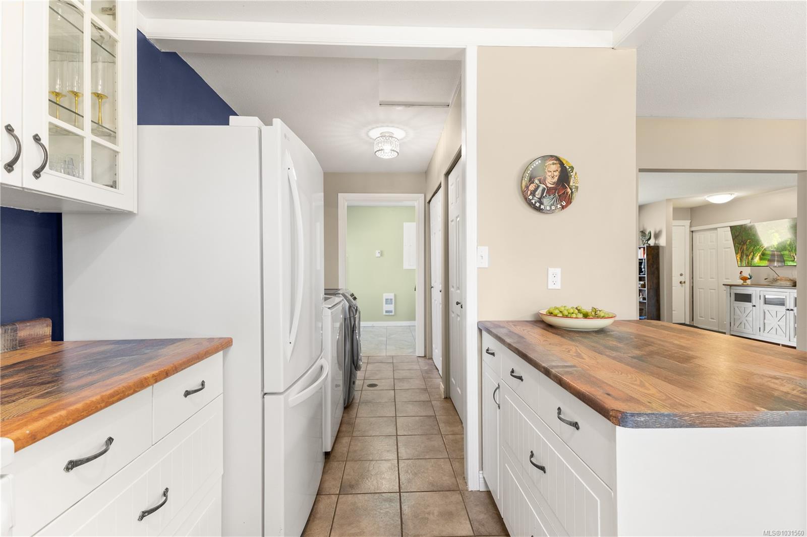 Additional image 5 of 2391 Tull Avenue, Courtenay, BC, V9N 7S1