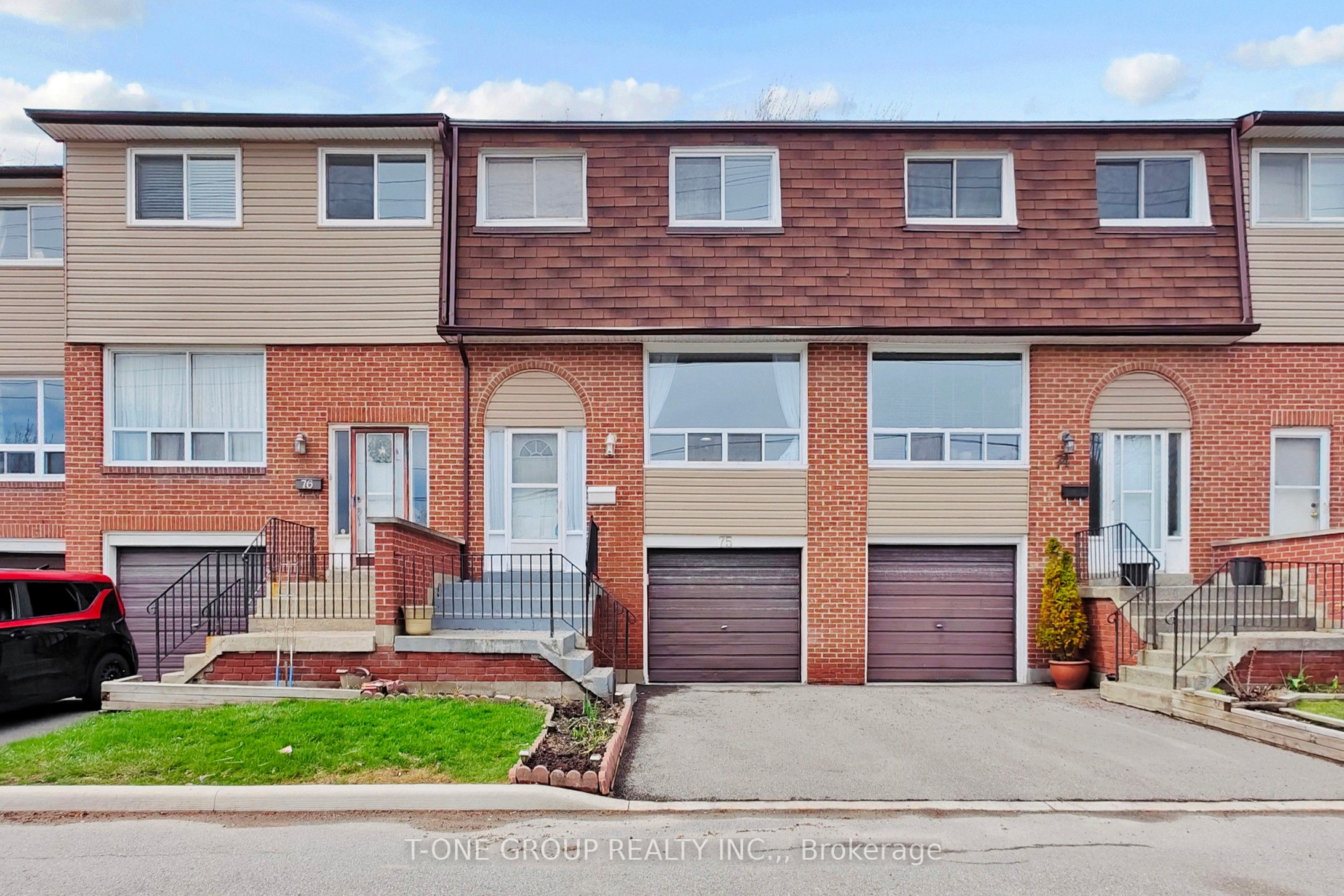 75-3025 Cedarglen Gate, Mississauga, ON, L5C 2V7