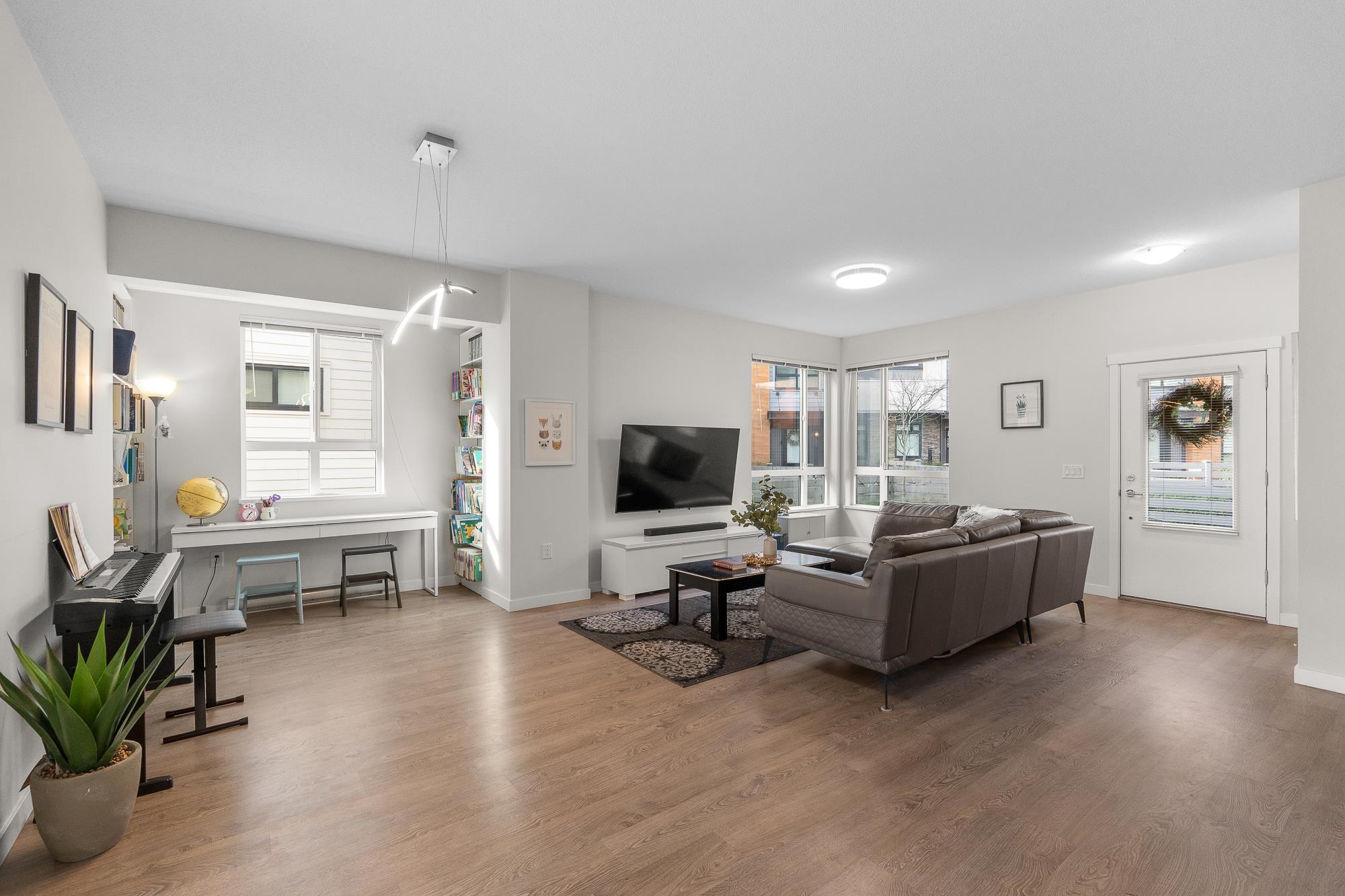 Additional image 6 of 109-15111 Edmund Drive, Surrey, BC, V3S 0A5