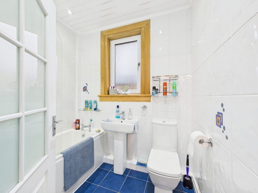 Additional image 8 of 3 bed flat for sale29 Parkhead Crescent, Edinburgh EH11