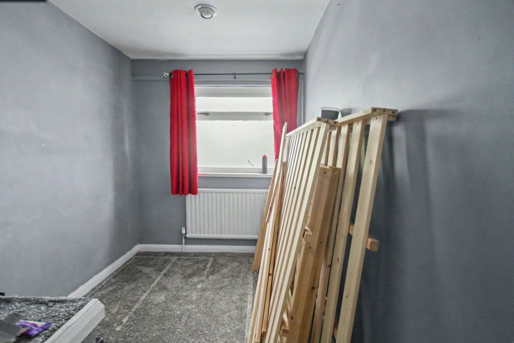 Additional image 10 of 4 bed semi-detached house for saleConway Court, Hendredenny, Caerphilly CF83