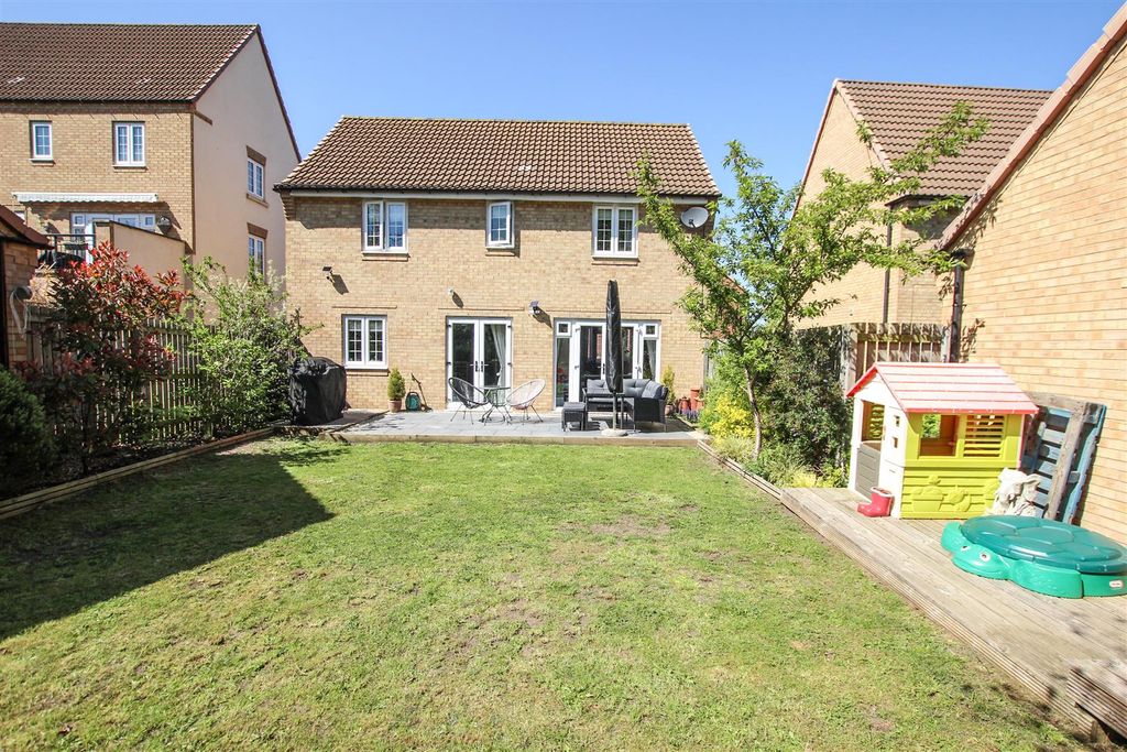 Additional image 25 of 4 bed detached house for saleButtermere Crescent, Lakeside, Doncaster DN4