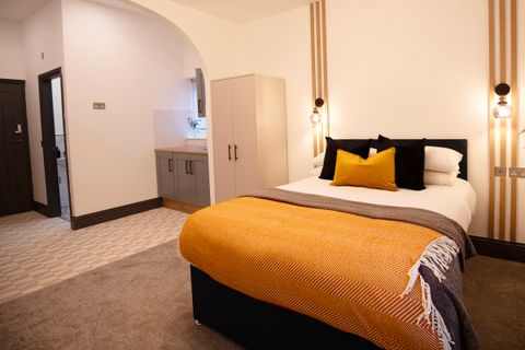Room 2, London Road DE24, Studio to rent