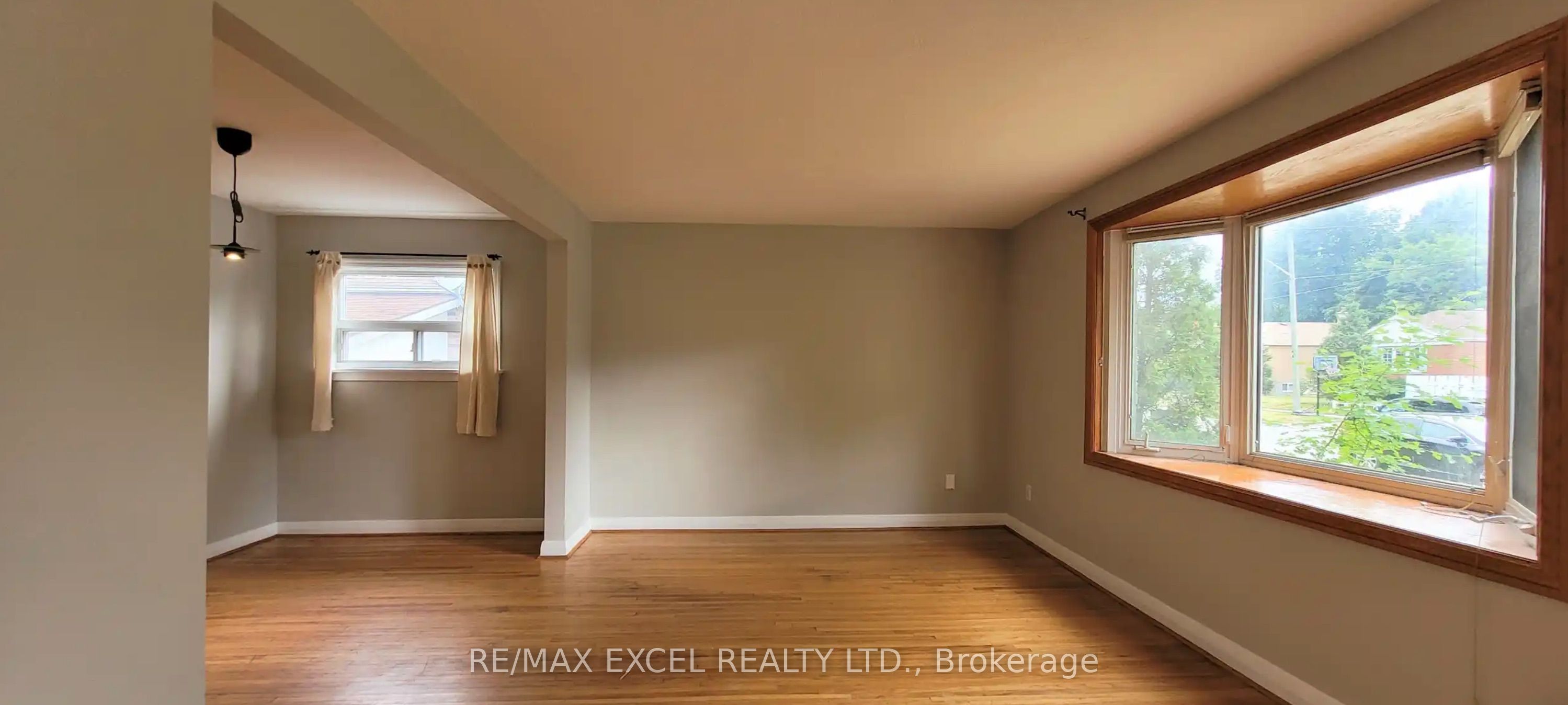 2 Rufford Road, Toronto, ON, M8W 4V4 photo 3
