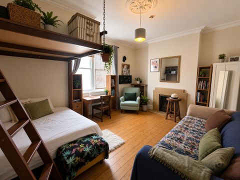 Brigstocke Road, St Pauls BS2, Property to rent