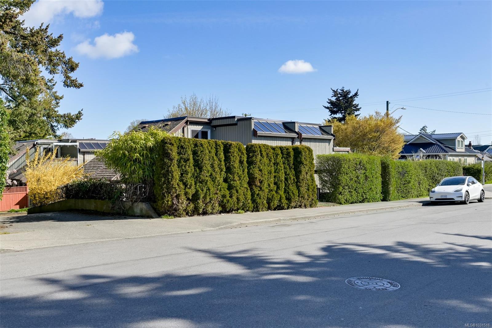 Additional image 4 of 1294 Denman Street, Victoria, BC, V8T 1L8