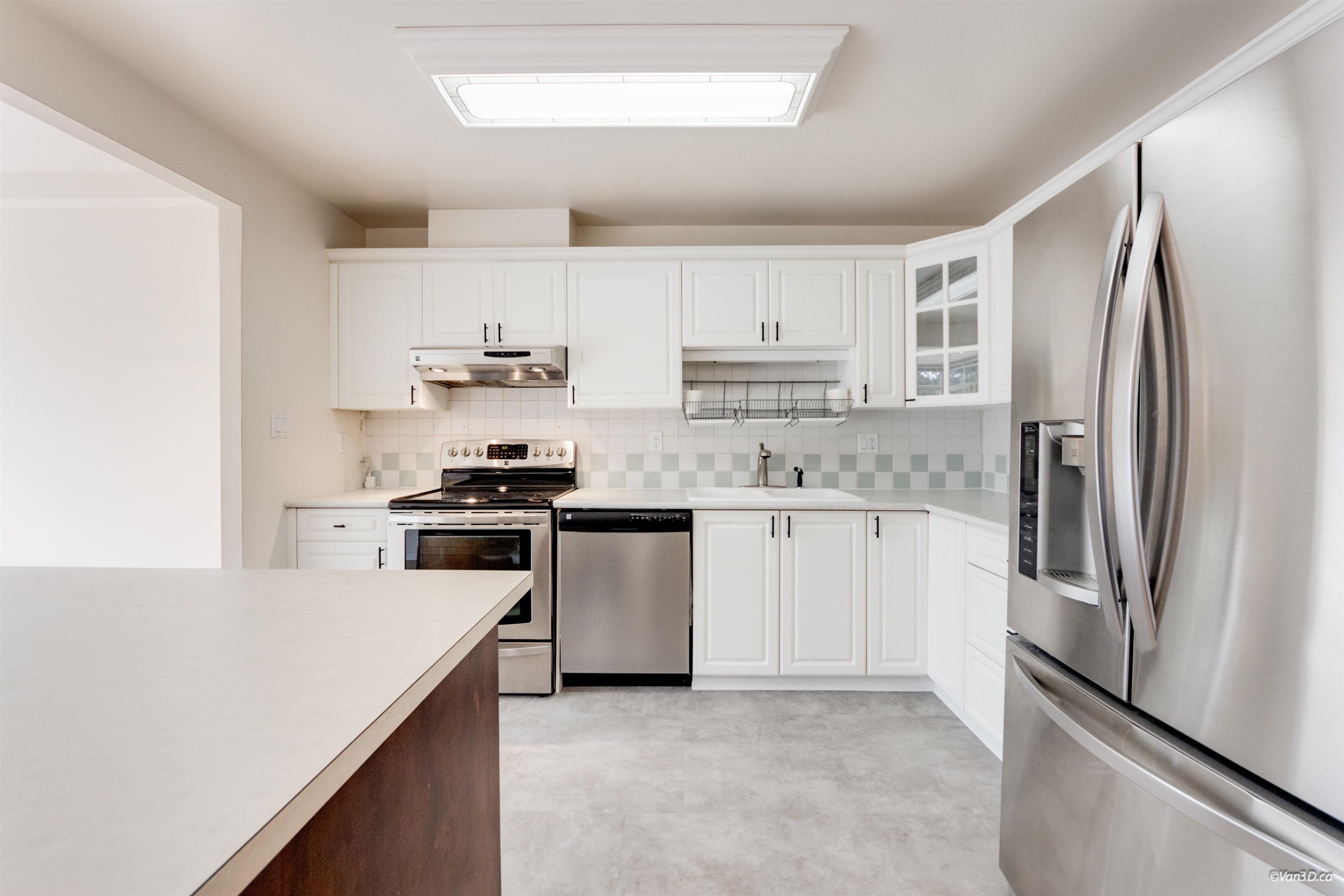 Additional image 5 of 606-6838 Station Hill Drive, Burnaby, BC, V3N 5A4