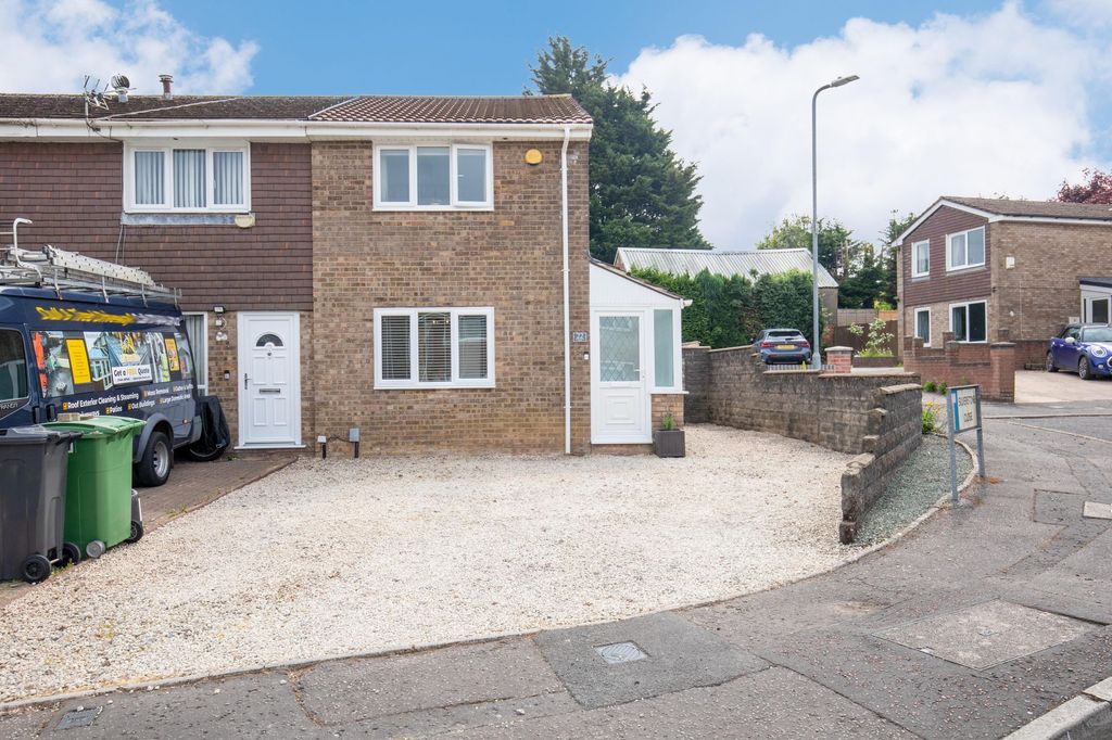 2 bed end terrace house for saleSilverstone Close, St. Mellons CF3