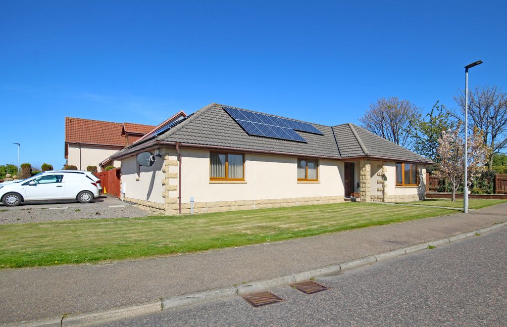 4 bed bungalow for sale9 Maud View, Buckie AB56