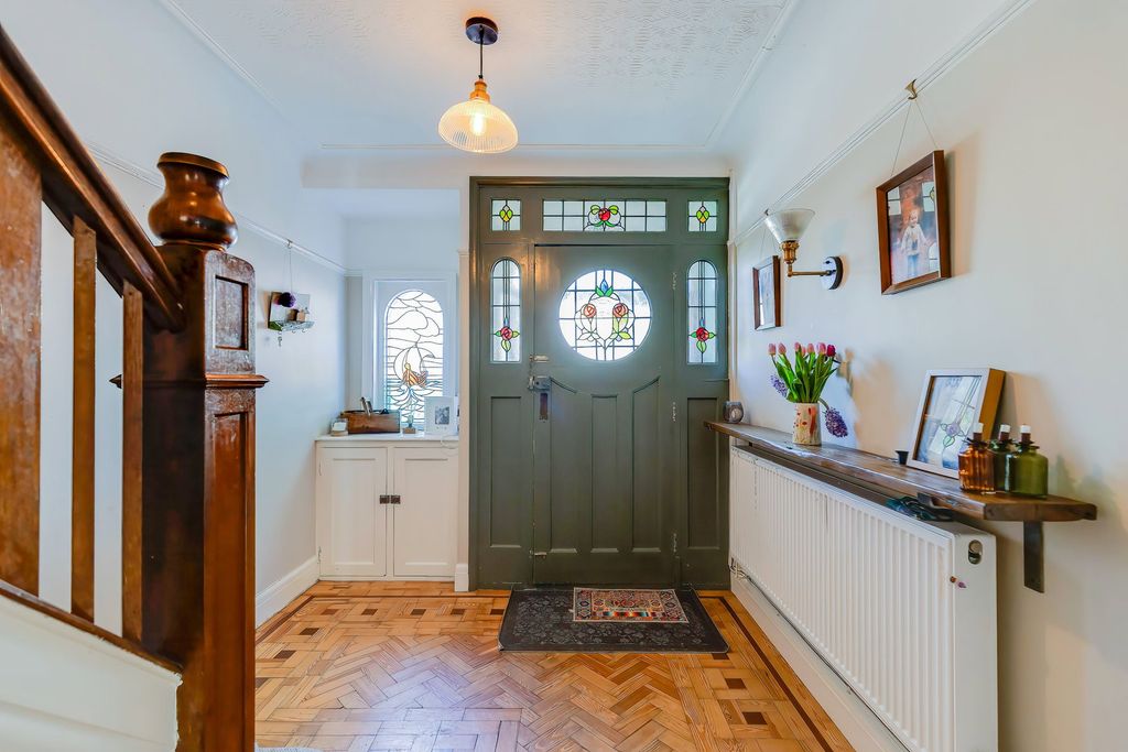 Additional image 3 of 3 bed detached house for saleEarls Court Road, Penylan, Cardiff CF23
