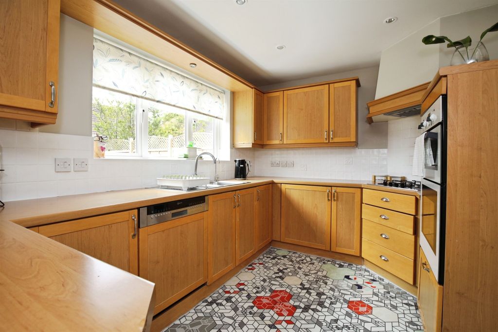 Additional image 5 of 4 bed detached house for saleSt. Birstan Gardens, Andover SP10