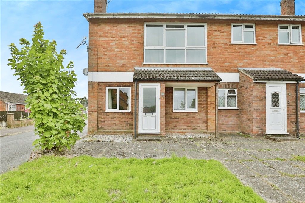 2 bed flat for saleLaburnum Crescent, Dereham NR19