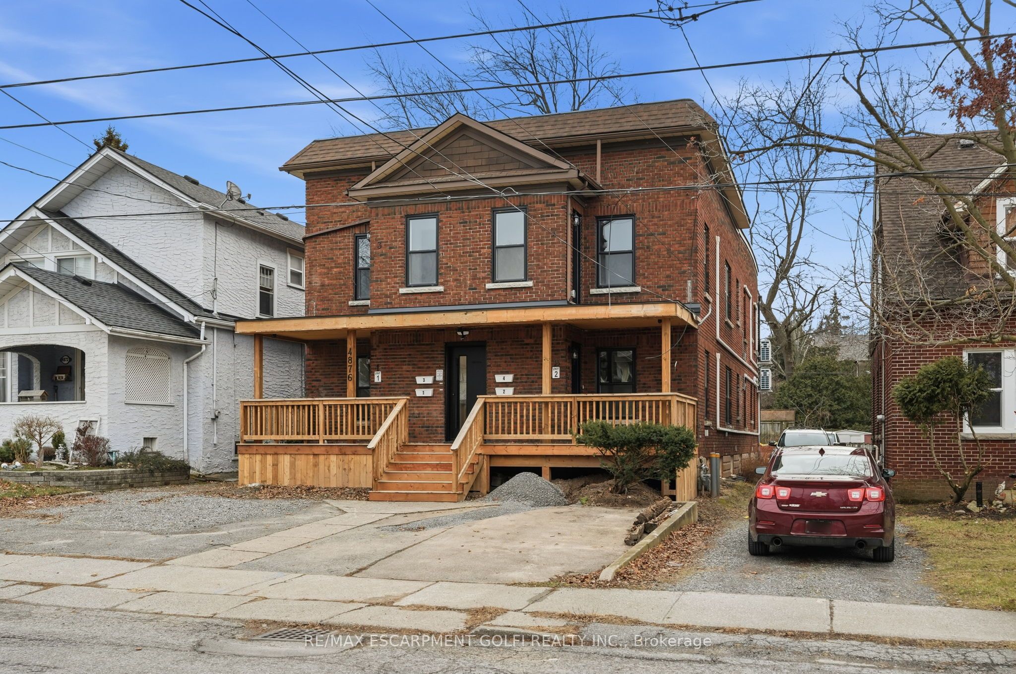 3-4876 Simcoe Street, Niagara Falls, ON, L2E 1V9