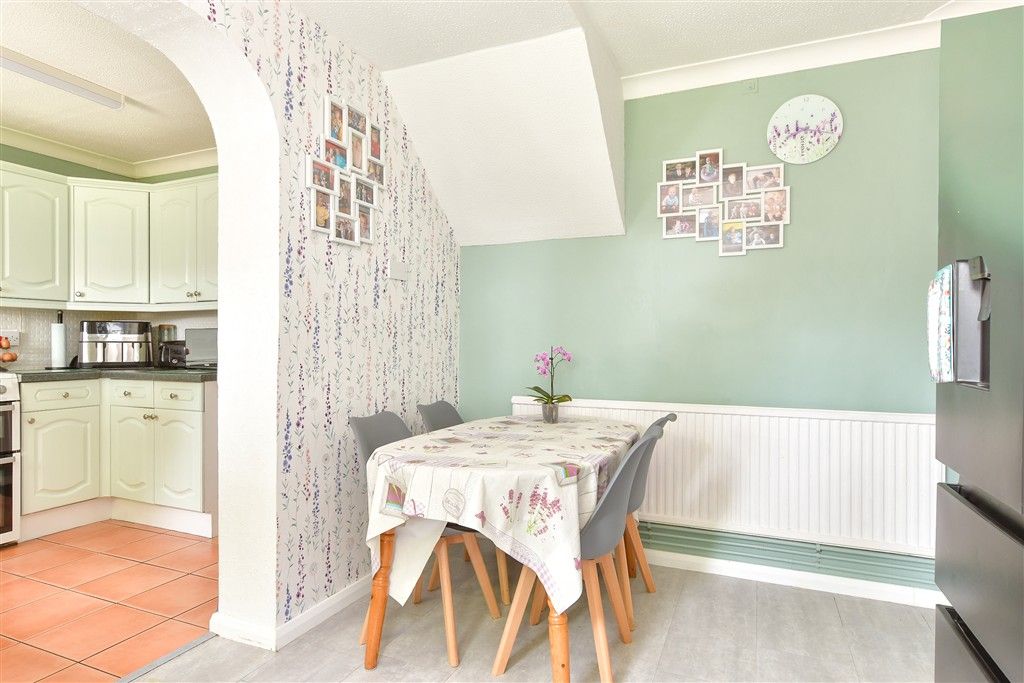 Additional image 5 of 4 bed semi-detached house for saleCourtfield Avenue, Lordswood, Chatham, Kent ME5