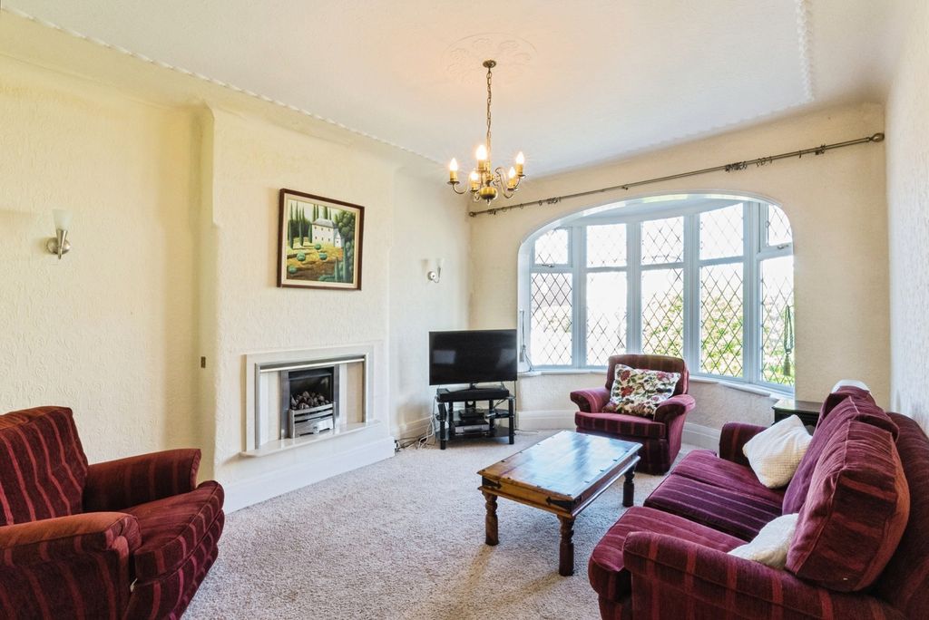 Additional image 5 of 4 bed bungalow for saleDevonshire Road, Lytham St. Annes, Lancashire FY8