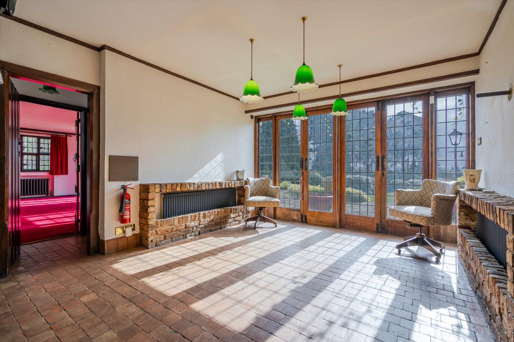 Additional image 7 of 7 bed detached house for saleChertsey Road, Windlesham, Surrey GU20