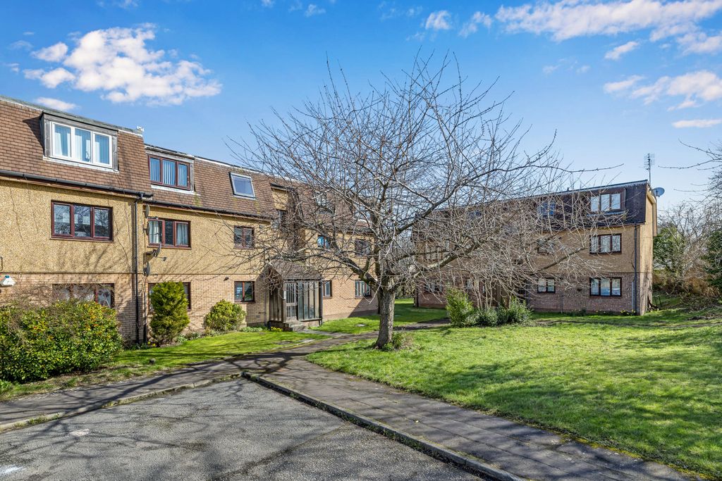 2 bed flat for sale45/6 Double Hedges Park, Liberton, Edinburgh EH16