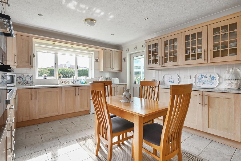 Additional image 40 of 5 bed detached house for saleHartfield Road, Bexhill-On-Sea TN39