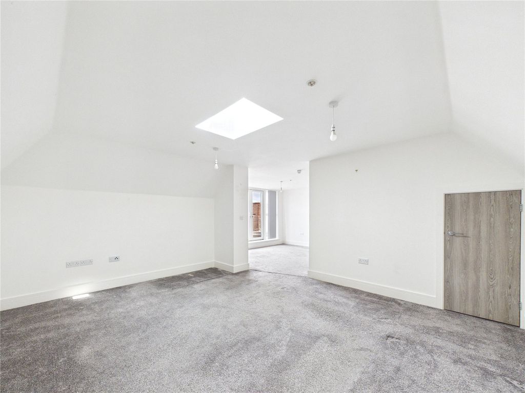 Additional image 2 of 2 bed flat for saleGrundisburgh Road, Woodbridge, Suffolk IP12
