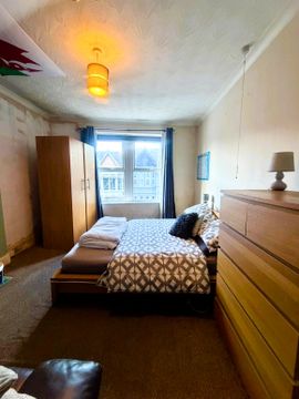 Shirley Road, Cardiff CF23, Room to rent
