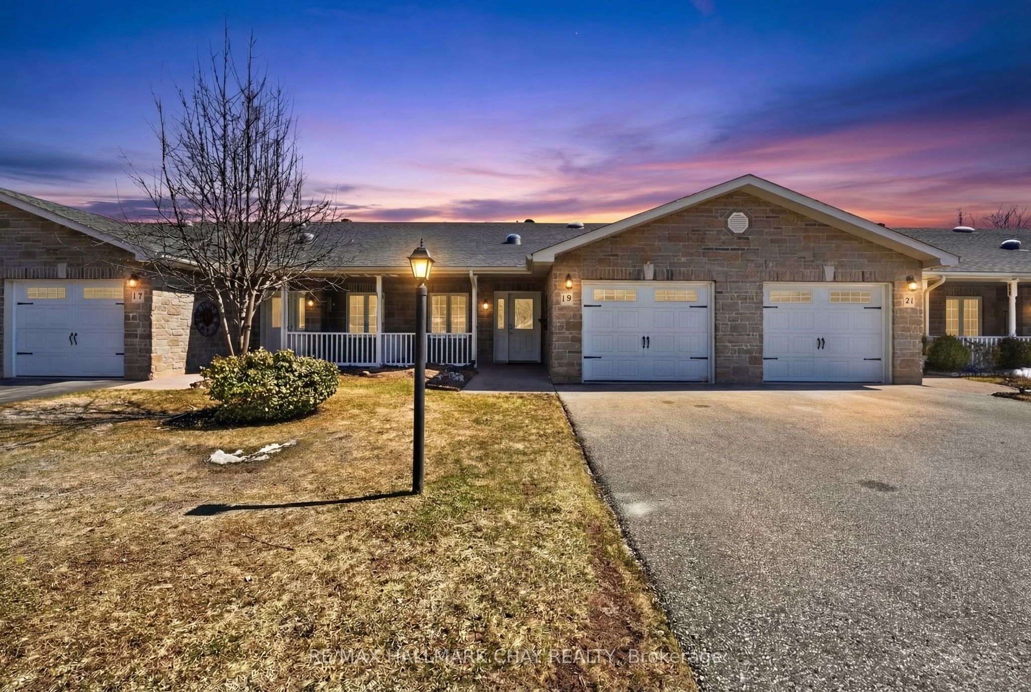 19 Greenway Drive, Wasaga Beach, ON, L9Z 2W9