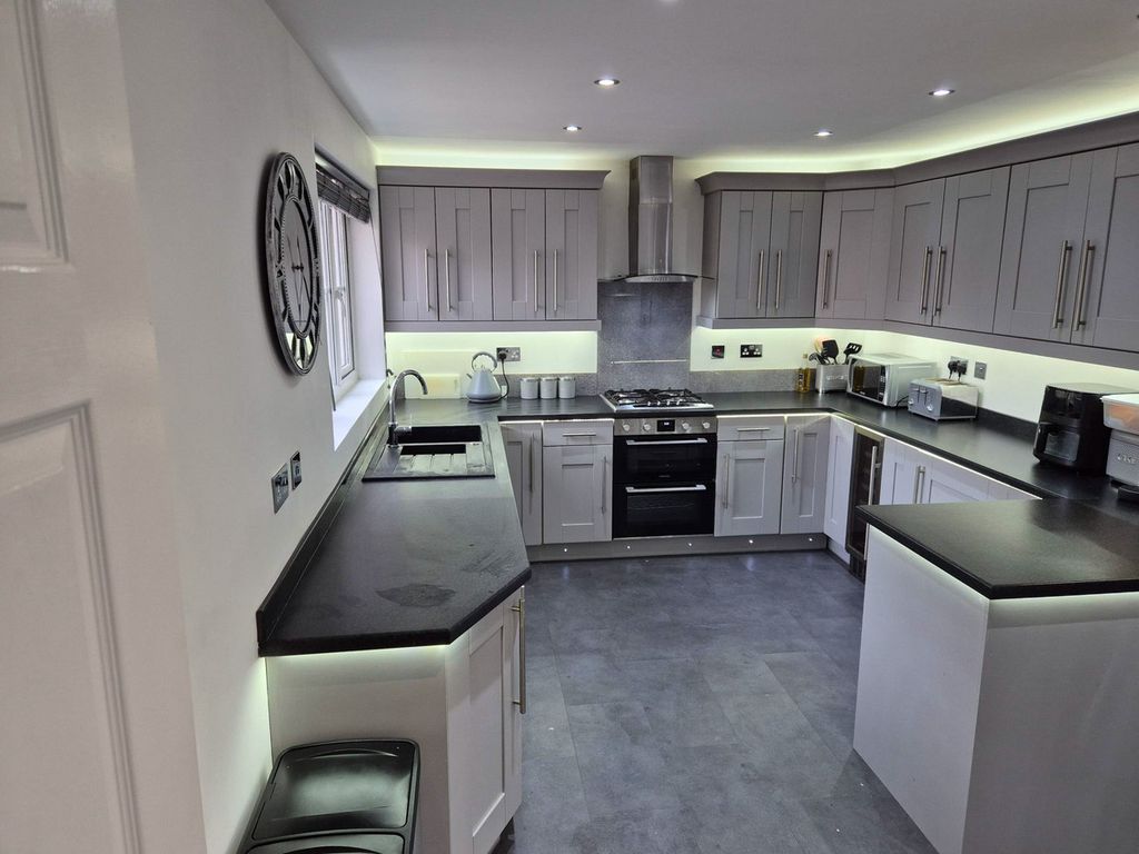 Additional image 4 of 4 bed detached house for saleMullein Road, Bicester OX26
